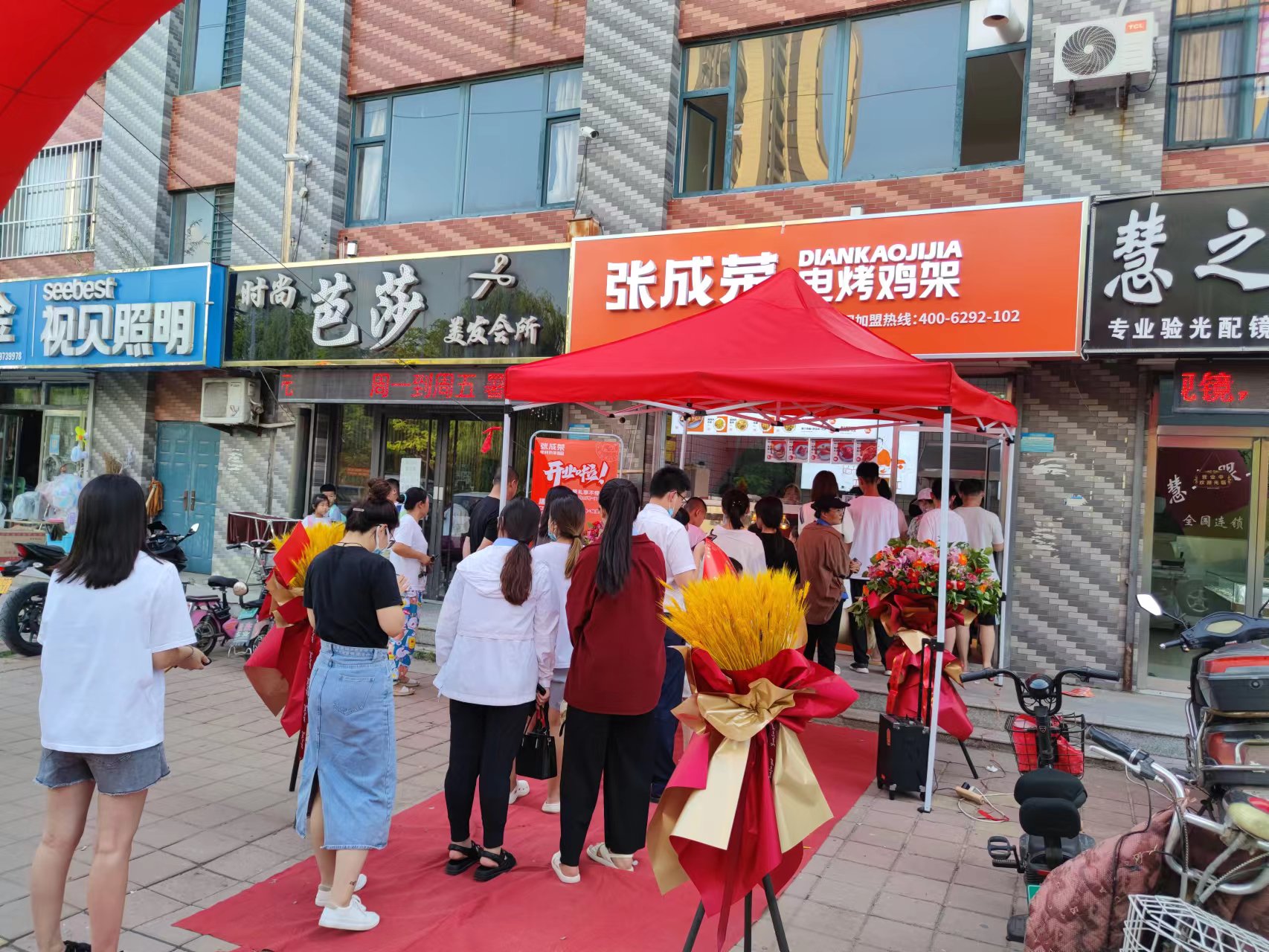 張成榮電烤雞架在南方受歡迎嗎
