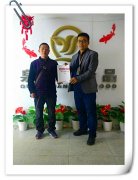 賀：威海榮成張成榮電烤雞架加盟再添一員，創(chuàng)業(yè)加盟旺季勢不可擋！