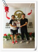 賀：河北唐山李女士成功加盟張成榮電烤雞架！