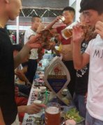 張成榮電烤雞架夏季爆款來襲，我有雞架你有酒，約嗎？