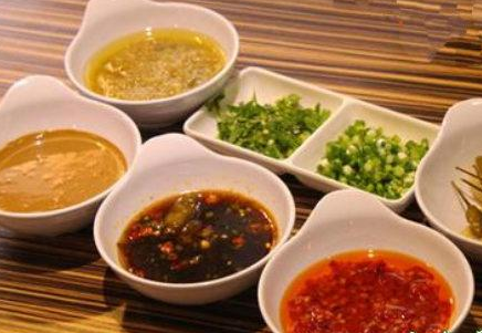 烤雞架腌料配方，電烤雞架腌料怎么配
