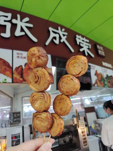 新手創(chuàng)業(yè)選擇張成榮電烤雞架有哪些優(yōu)勢(shì)