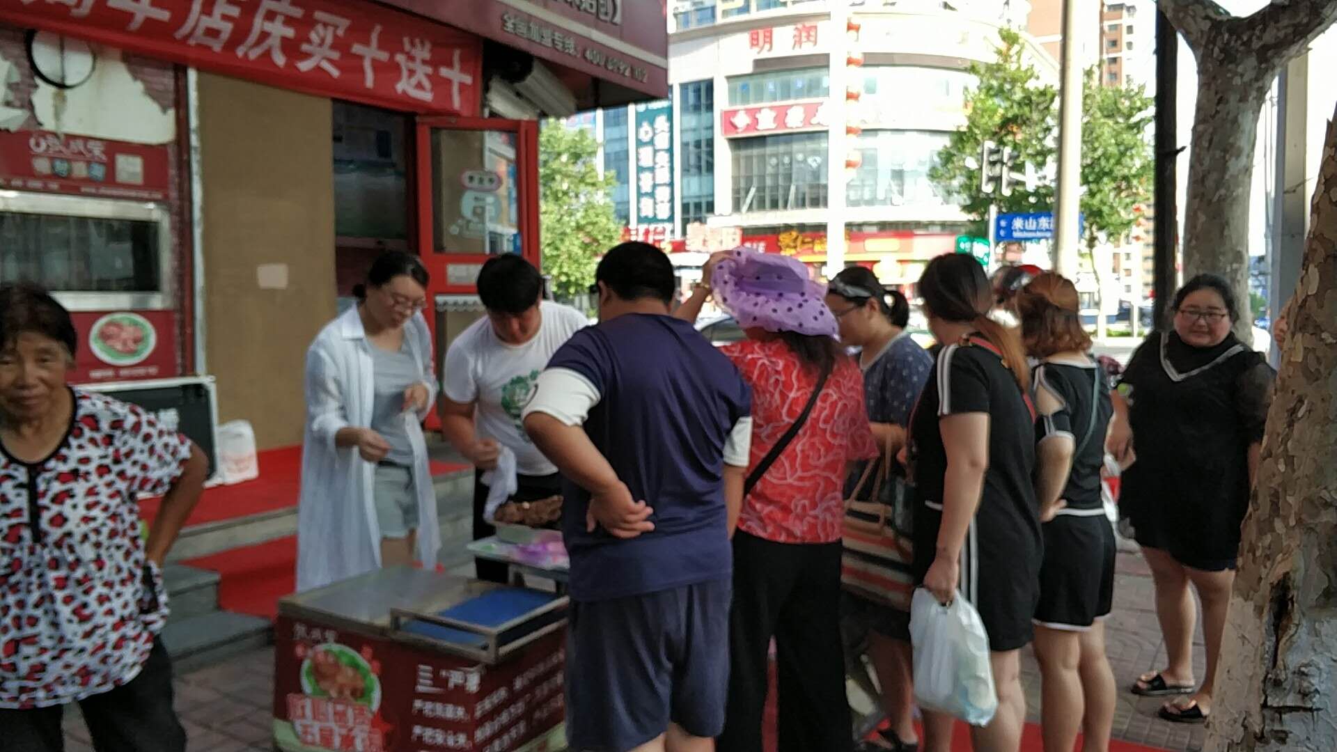 加盟張成榮電烤雞架項(xiàng)目，扶持政策有哪些