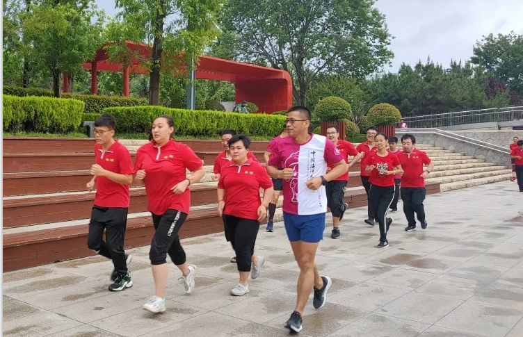 第二屆點(diǎn)亮張成榮活動(dòng)，為愛奔跑益起來