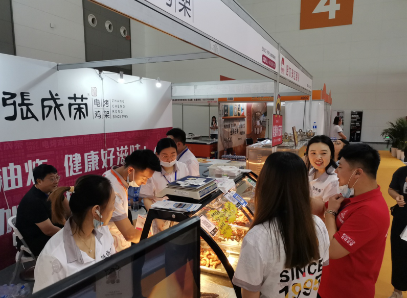 2021年電烤雞架加盟依舊優(yōu)勢強勁，引領(lǐng)創(chuàng)業(yè)新潮流！
